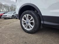 Używany Ford Kuga Titanium 150 KM (110 kW) 2017 Biały SUV