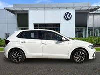 Used VW Polo Life 95 HP (69 kW) 2023 White Hatchback