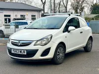 Used Vauxhall Corsa 2013 White Hatchback