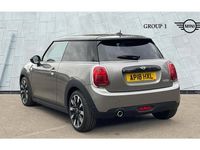 Gebraucht Mini Cooper Pepper 122 PS (89 kW) 2018 Silber Kleinwagen