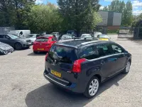 Second-hand Peugeot 5008 Allure 2013 Albastru Monovolum