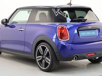 Used Mini Cooper D Hatch 114 HP (83 kW) 2018 Blue Hatchback
