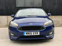 Usado Ford Focus Zetec 120 HP (88 kW) 2015 Azul Citadino