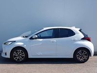 Used Toyota Yaris Hybrid Design 116 HP (85 kW) 2023 White Hatchback