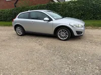Usado Volvo C30 SE Lux 2010 Plateado Utilitario