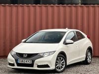 Used Honda Civic SE 100 HP (73 kW) 2013 White Hatchback