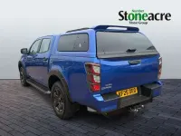 Used Isuzu D-Max 161 HP (118 kW) 2025 Blue Pickup
