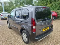 Second-hand Peugeot Rifter Allure 131 CP (96 kW) 2019 Gri Monovolum