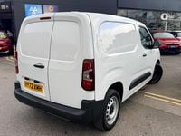 Used Citroën Berlingo 99 HP (72 kW) 2022 White MPV