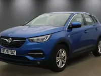 Used Vauxhall Grandland X Business Edition 130 HP (95 kW) 2020 Blue SUV
