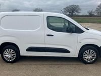 Used Peugeot Partner 2021 White MPV