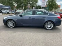Used Vauxhall Insignia SRi 140 HP (102 kW) 2010 Blue Hatchback
