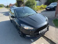 Used Ford Focus ST 185 HP (136 kW) 2015 Black Hatchback