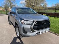 Used Toyota HiLux Active 150 HP (110 kW) 2021 Silver Pickup