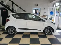 Used Hyundai i10 GO! 67 HP (49 kW) 2019 White Hatchback