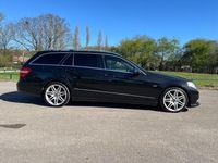 Begagnad Mercedes E350 2011 Svart Kombi