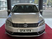 Begagnad VW Passat Highline 140 HK (102 kW) 2014 Silver Sedan