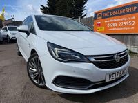 Used Vauxhall Astra Elite 160 HP (117 kW) 2017 White Hatchback