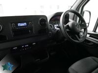 Begagnad Mercedes E-Sprinter Progressive 85 kW (116 HK) 2023 Vit Van