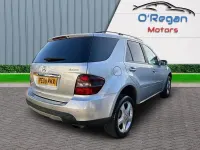 Usado Mercedes ML320 222 HP (163 kW) 2008 Prateado SUV