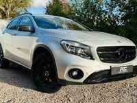 Used Mercedes GLA200 Executive 156 HP (114 kW) 2018 Silver SUV
