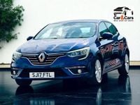 Gebraucht Renault Mégane IV Dynamique 130 PS (95 kW) 2017 Blau Kleinwagen