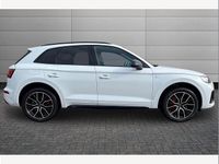 Used Audi Q5 Comfort 265 HP (194 kW) 2023 Glacier white SUV
