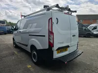 Begagnad Ford Transit Custom 105 HK (77 kW) 2018 Vit Van