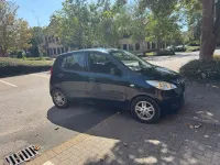 Used Hyundai i10 Comfort 77 HP (56 kW) 2010 Black Hatchback