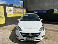 Used Vauxhall Corsa SRi 70 HP (51 kW) 2015 White Hatchback