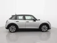 Gebraucht Mini Cooper Hatch 154 PS (113 kW) 2024 Silber Kleinwagen