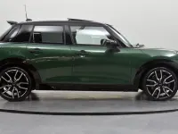 Used Mini Cooper Hatch 113 kW (154 HP) 2026 Green Hatchback