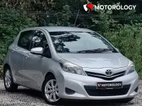 Used Toyota Yaris 90 HP (66 kW) 2011 Silver Hatchback