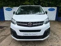 Used Vauxhall Vivaro 120 HP (88 kW) 2023 White MPV