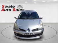 Używany Renault Clio II Dynamique 2007 Srebrny Hatchback