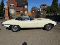 Used Jaguar E-Type 265 HP (194 kW) 1970 White