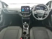 Used Ford Fiesta Zetec 100 HP (73 kW) 2019 White Hatchback