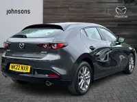 Begagnad Mazda 3 120 HK (88 kW) 2022 Grå Halvkombi