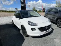 Usado Vauxhall Adam 2017 Blanco Utilitario
