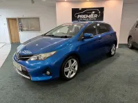 Used Toyota Auris Sport 132 HP (97 kW) 2013 Blue Hatchback