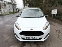 Używany Ford Fiesta 2017 Biały Van