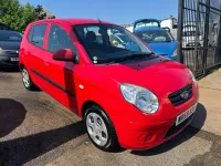 Used Kia Picanto 64 HP (47 kW) 2010 Red Hatchback