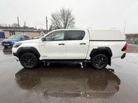 Used Toyota HiLux 204 HP (150 kW) 2023 White Pickup