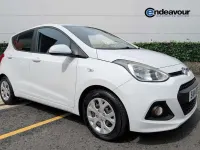 Used Hyundai i10 SE 83 HP (61 kW) 2014 White Hatchback