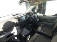 used Peugeot Expert 1400 2.0 BlueHDi 120 Professional Plus Van