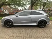 Second-hand Vauxhall Astra SRi 138 CP (101 kW) 2009 Argintiu Hatchback