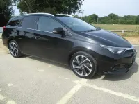 Used Toyota Auris Design 116 HP (85 kW) 2015 Black Estate