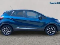 Used Renault Captur Iconic 90 HP (66 kW) 2018 Blue/black SUV