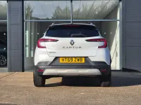 Second-hand Renault Captur Iconic 99 CP (72 kW) 2020 Alb SUV