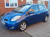 Used Toyota Yaris 101 HP (74 kW) 2010 Blue Hatchback